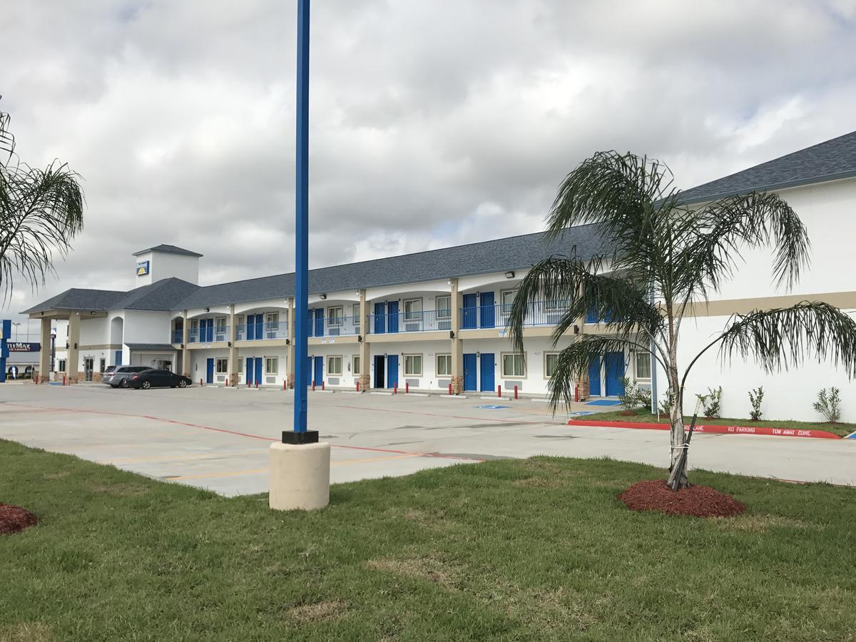 Deluxe Inn & Suites - Baytown Exterior foto